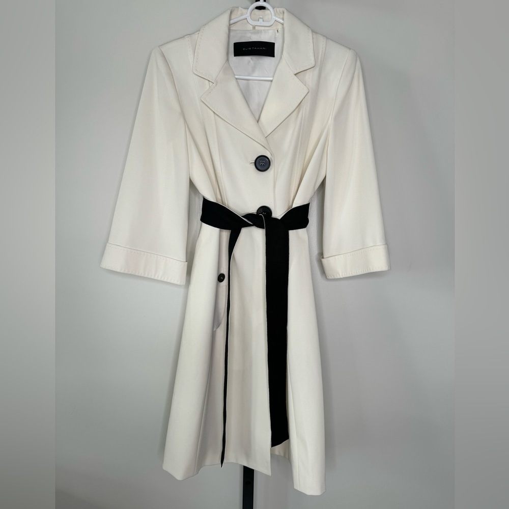 Elie Tahari White Coat - Effortless Elegance and Timeless Style